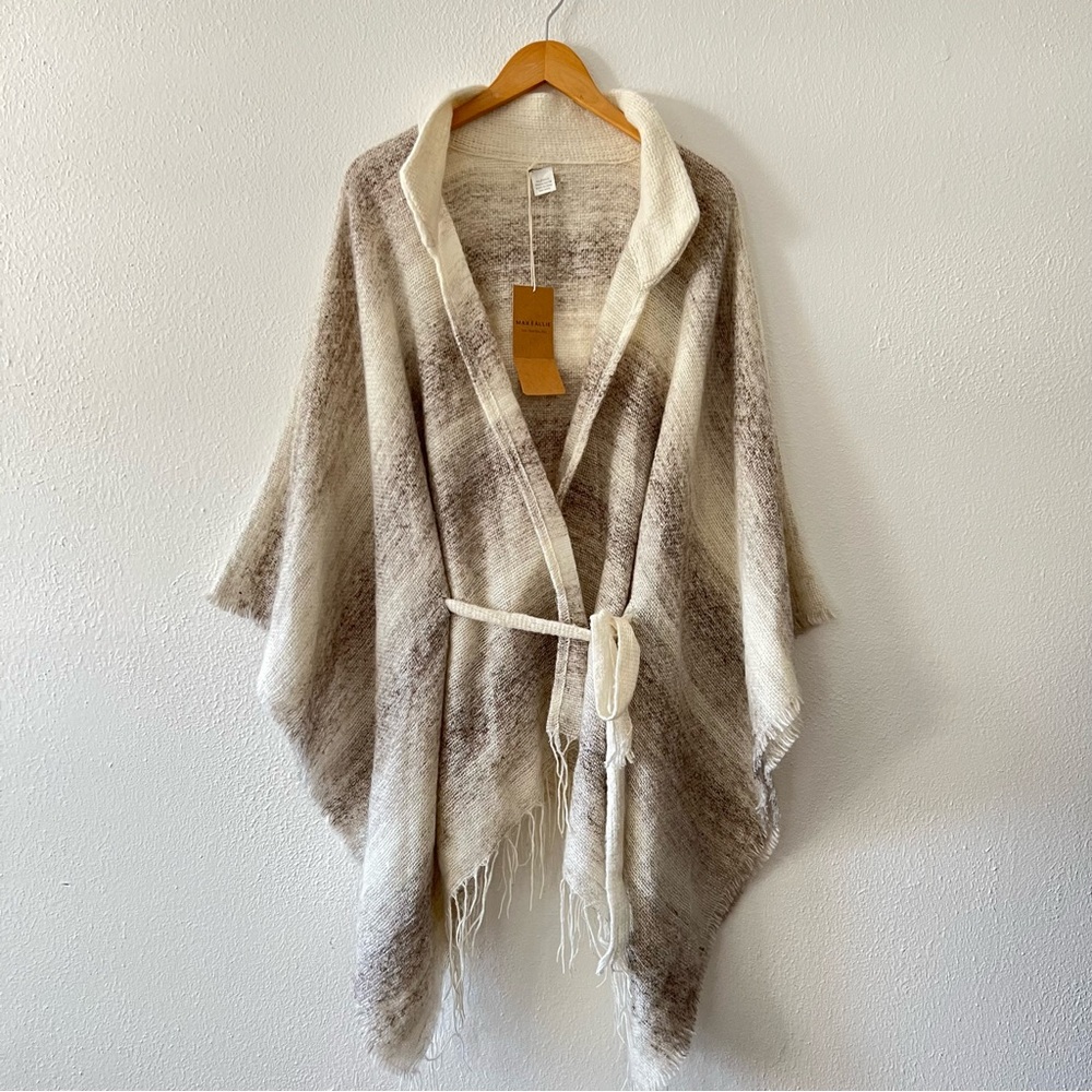 Max & Allie Cozy Brown and Cream Poncho